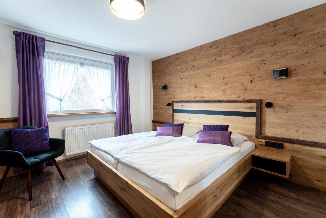 Hoehengasthaus Kolmenhof An Der Donauquelle Furtwangen Ngoại thất bức ảnh